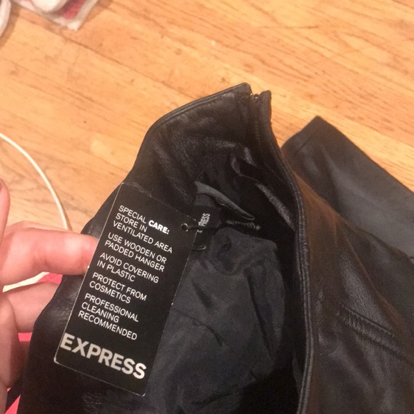 NWT Leather Express Skirt - Picture 7 of 9